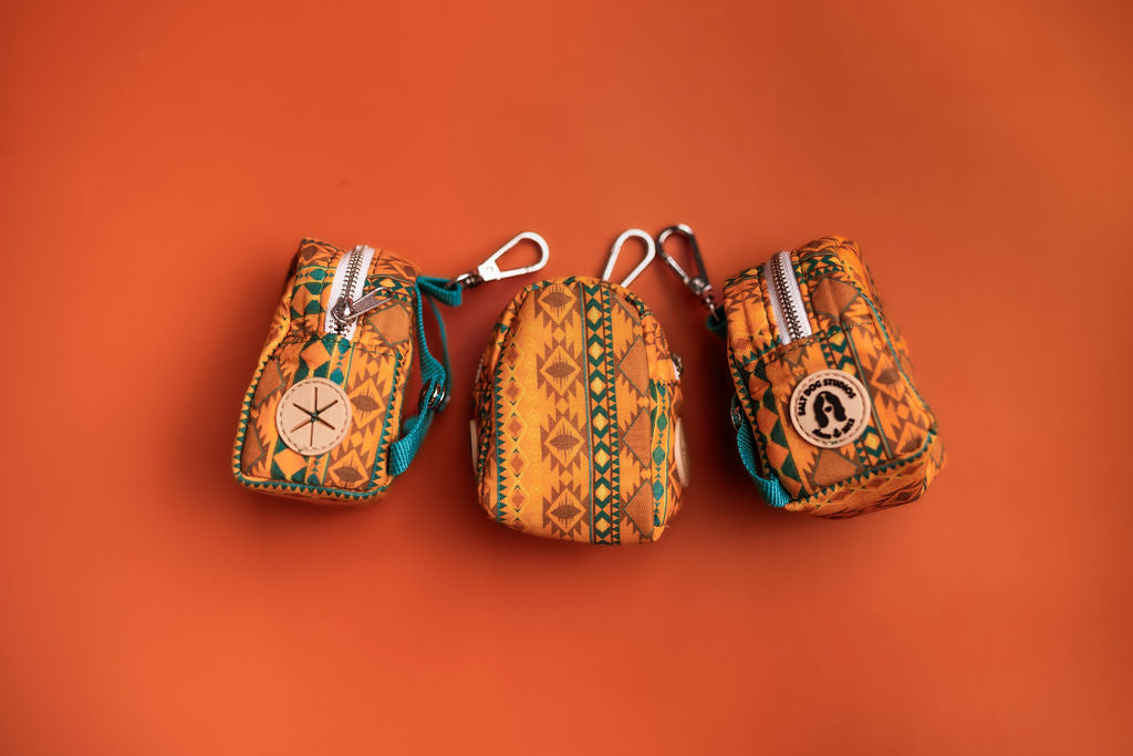 Mountain Aztec Poo Bag Holder ©