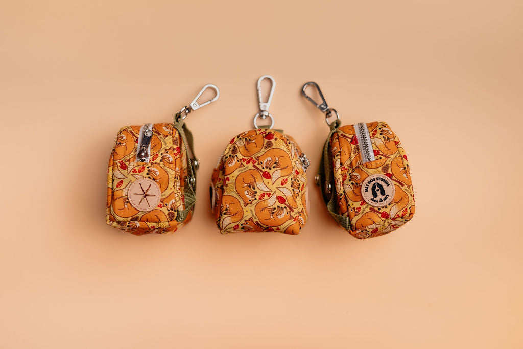 fantastic fox poo bag holder